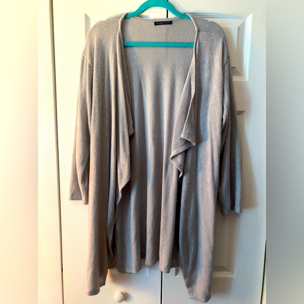 🩶Do Everything in Love- Women’s Grey Wrap Sweater